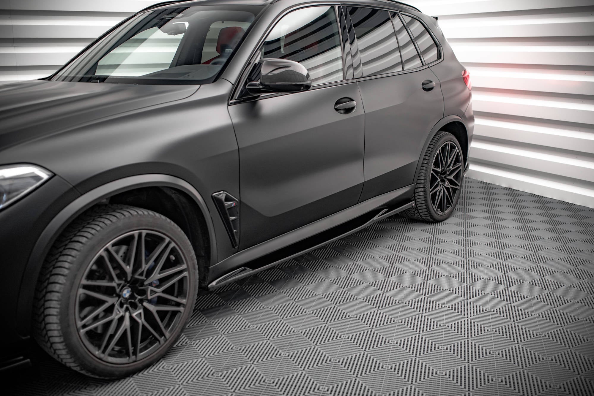 Sivuhameet hajottimet BMW X5M F95