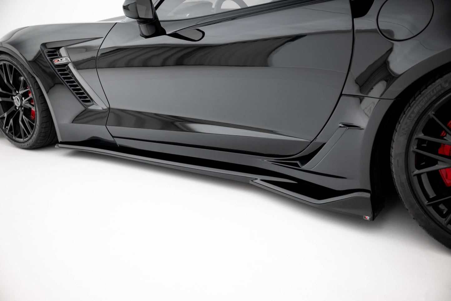 Side skirts diffusers chevrolet corvette z06 c7