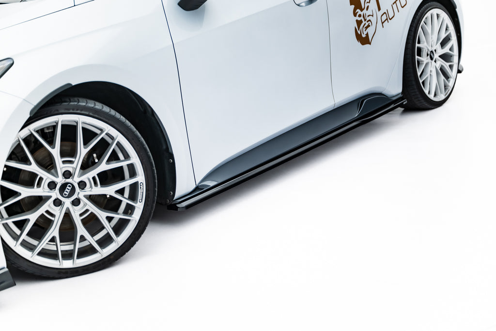Sivuhelmat diffuusorit Cupra Born mk1:ssä