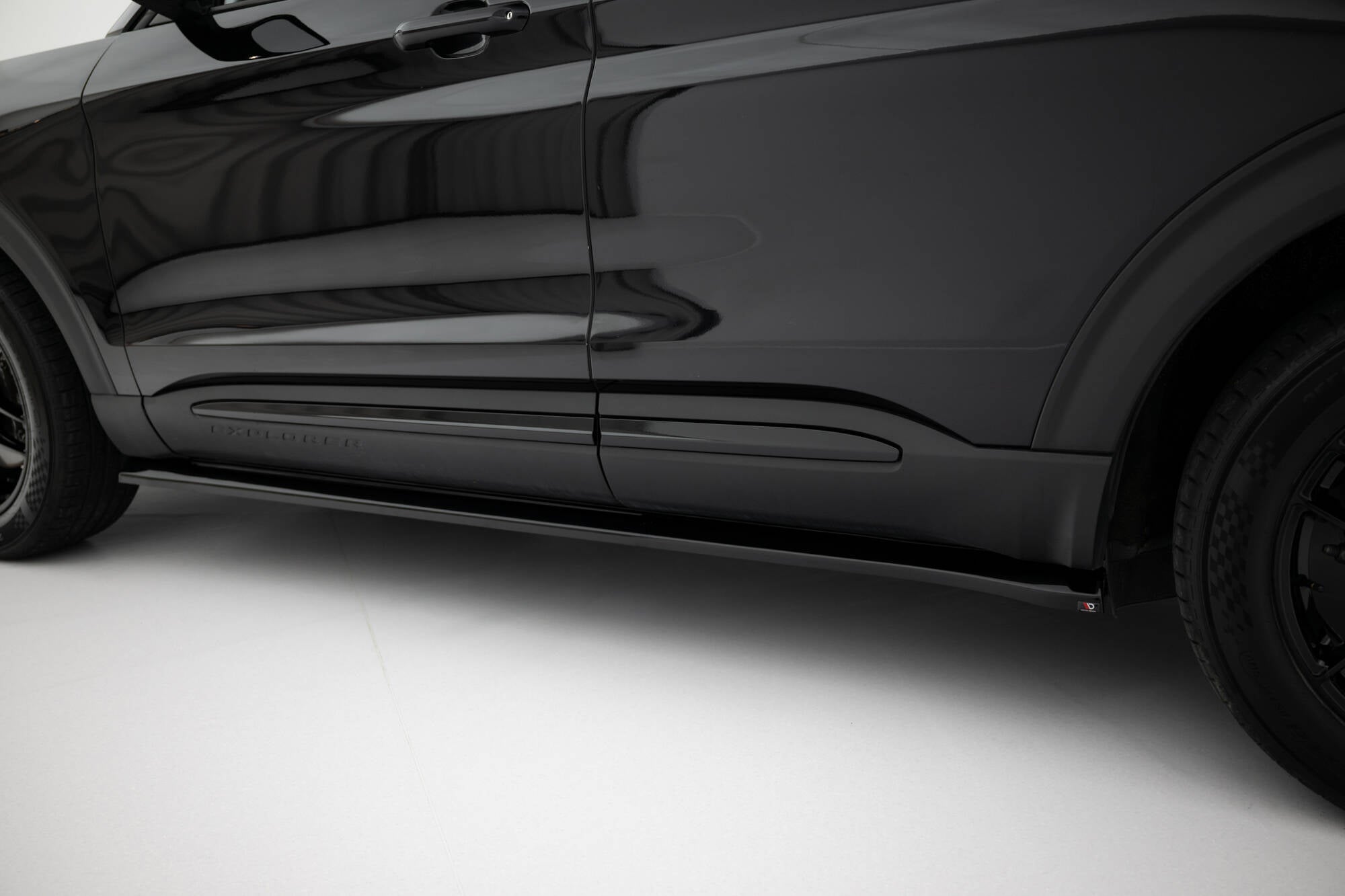 Side skirts diffusers ford explorer xlt mk6