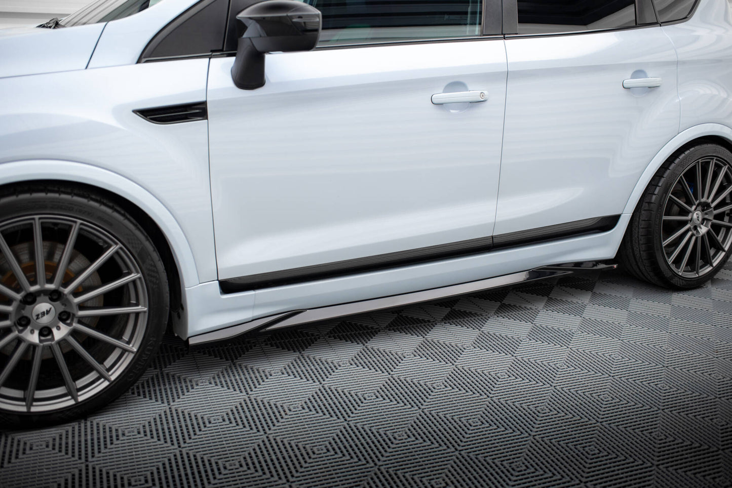 Side Skirts Diffusers Ford Kuga St MK1