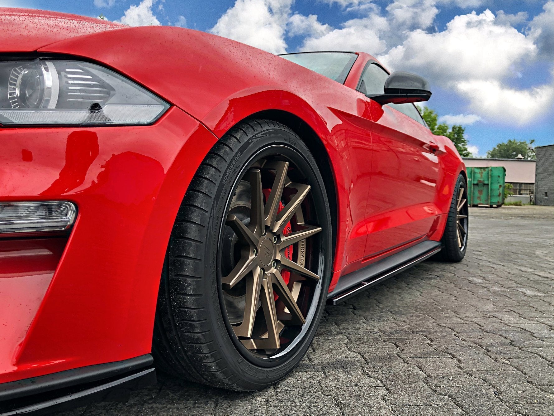 Sivuhameet hajottimet Ford Mustang Mk. 6 kasvojenkorotus