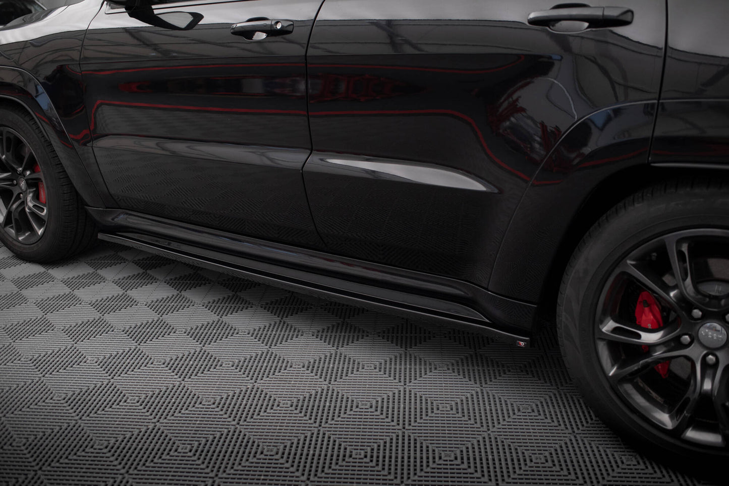 Side skirts diffusers jeep grand cherokee srt wk2 facelift