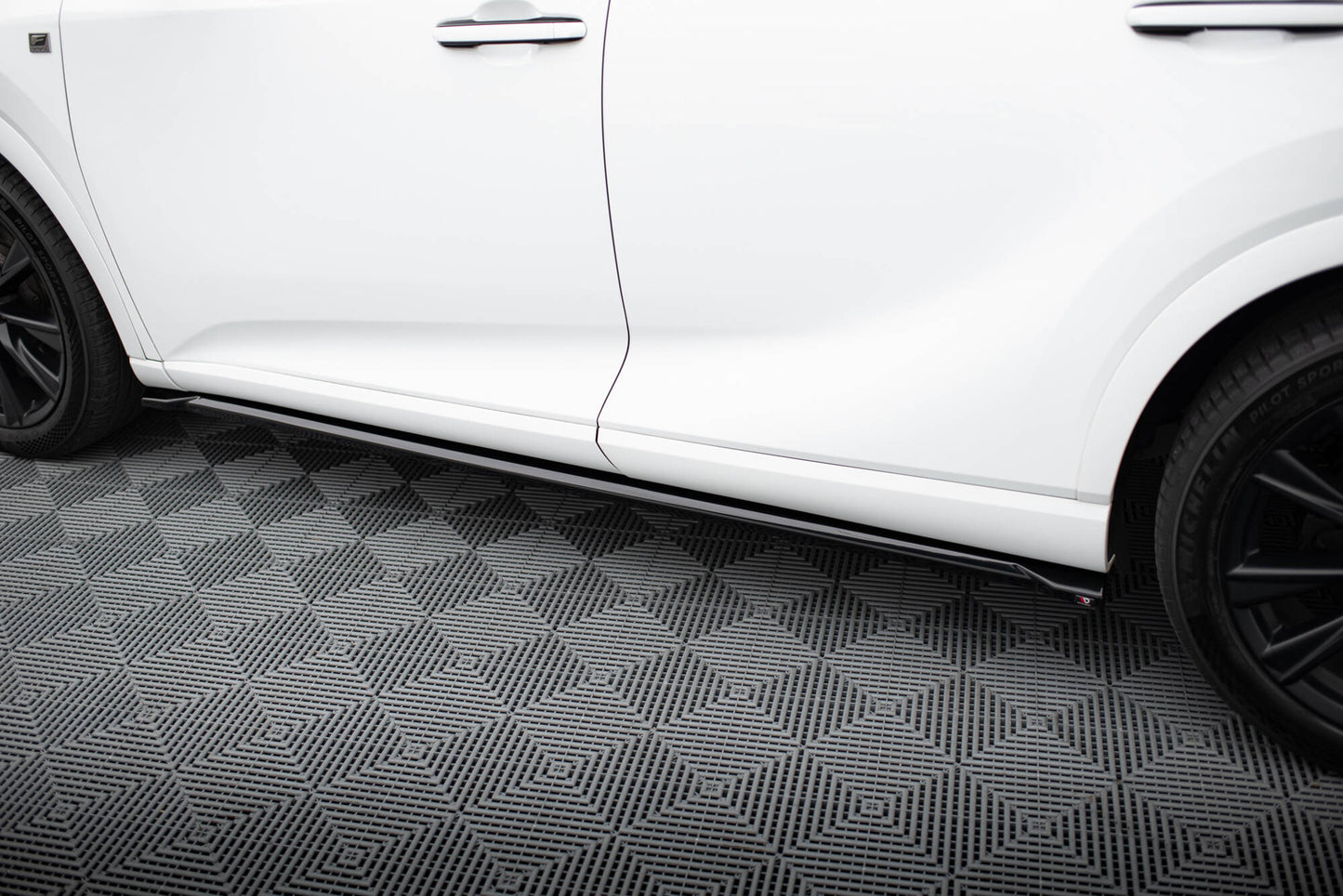 Side skirts diffusers lexus rx f-sport mk5