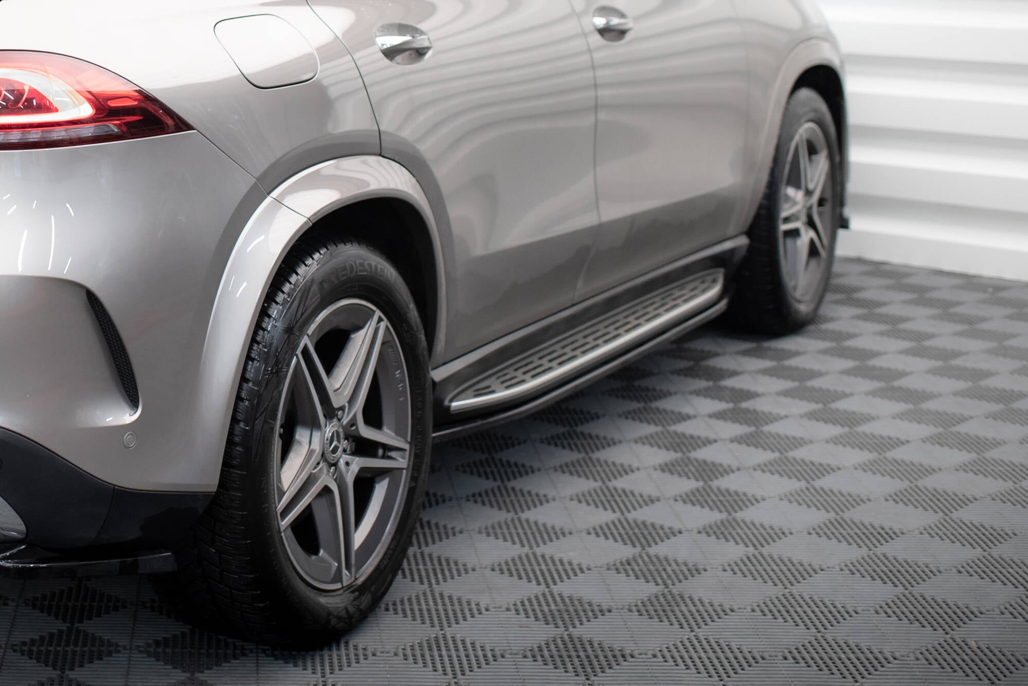Side skirts diffusers mercedes-amg / amg-line gle suv w167 / w167 facelift
