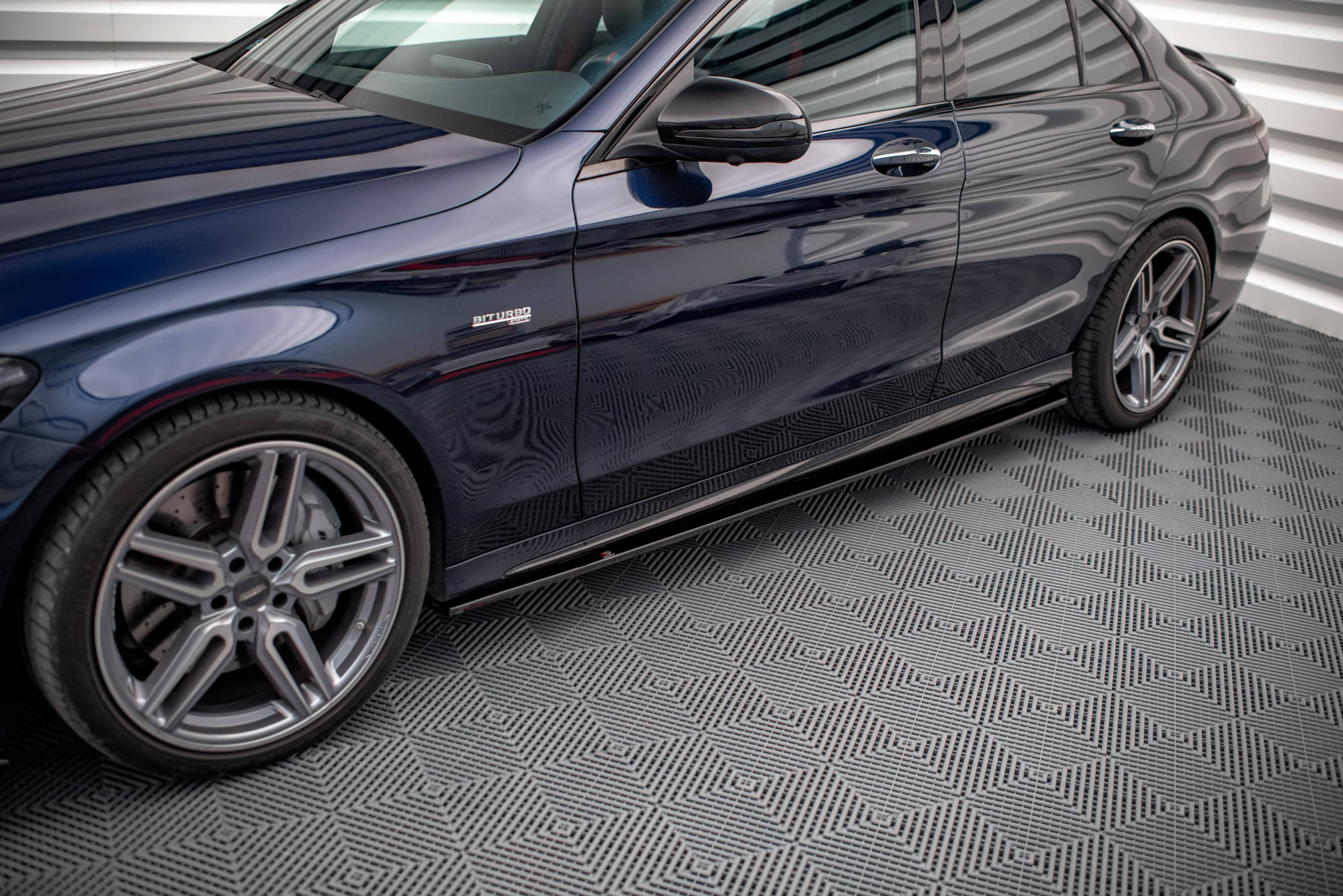 Side skirts diffusers mercedes-amg c 43 / amg-line w205