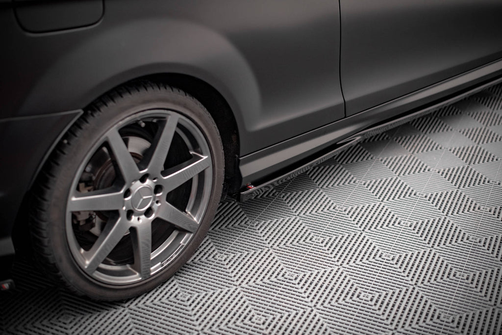 Side skirts diffusers mercedes-benz c coupe / sedan / estate  amg-line c204 / w204 facelift / s204 facelift