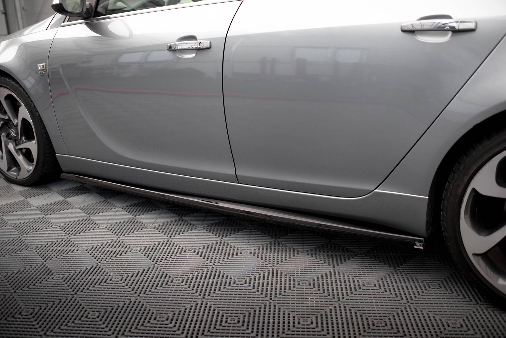 Sivuhameet hajottimet Opel Insignia OPC-Line MK1