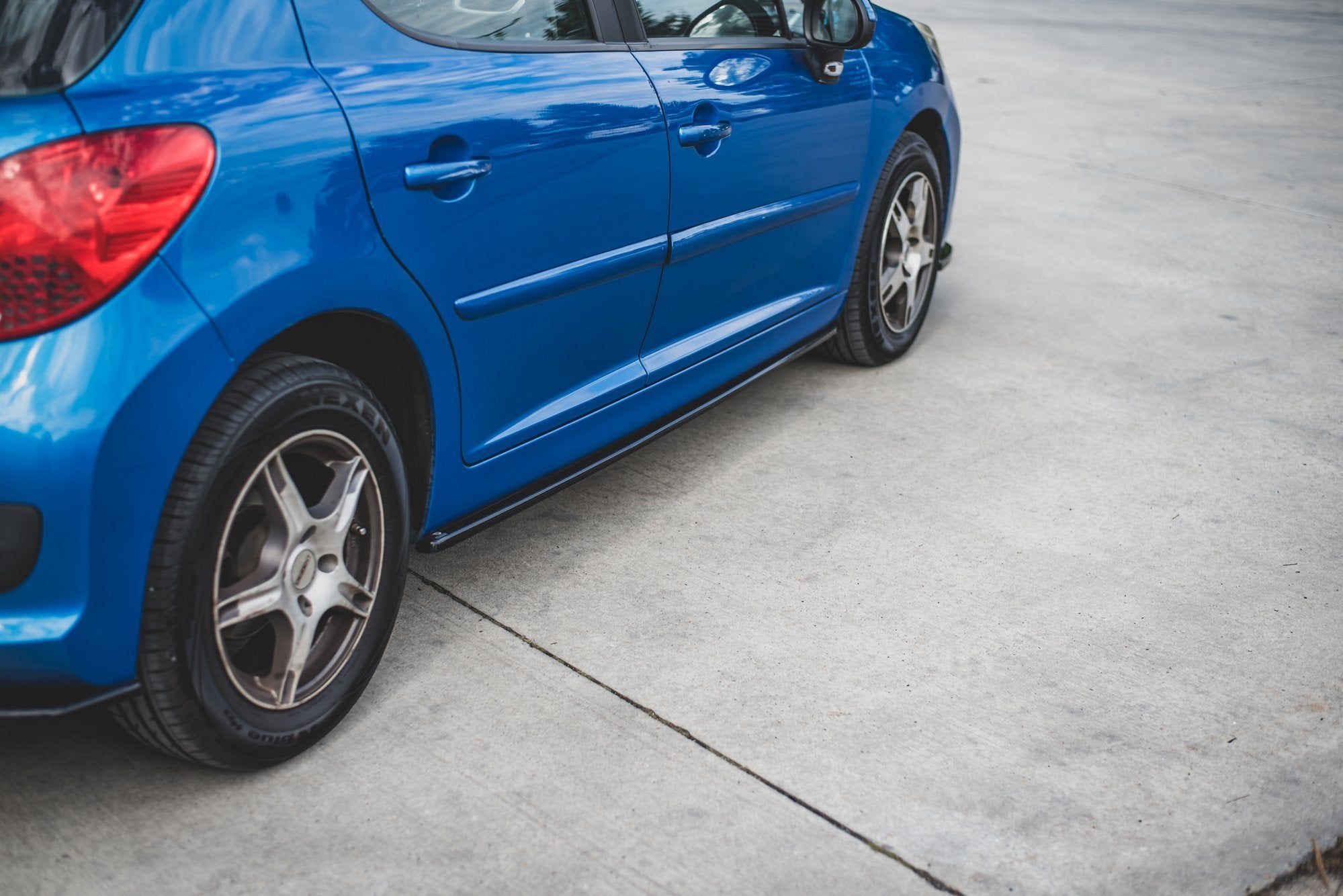 Sivuhameet hajottimet Peugeot 207 Sport