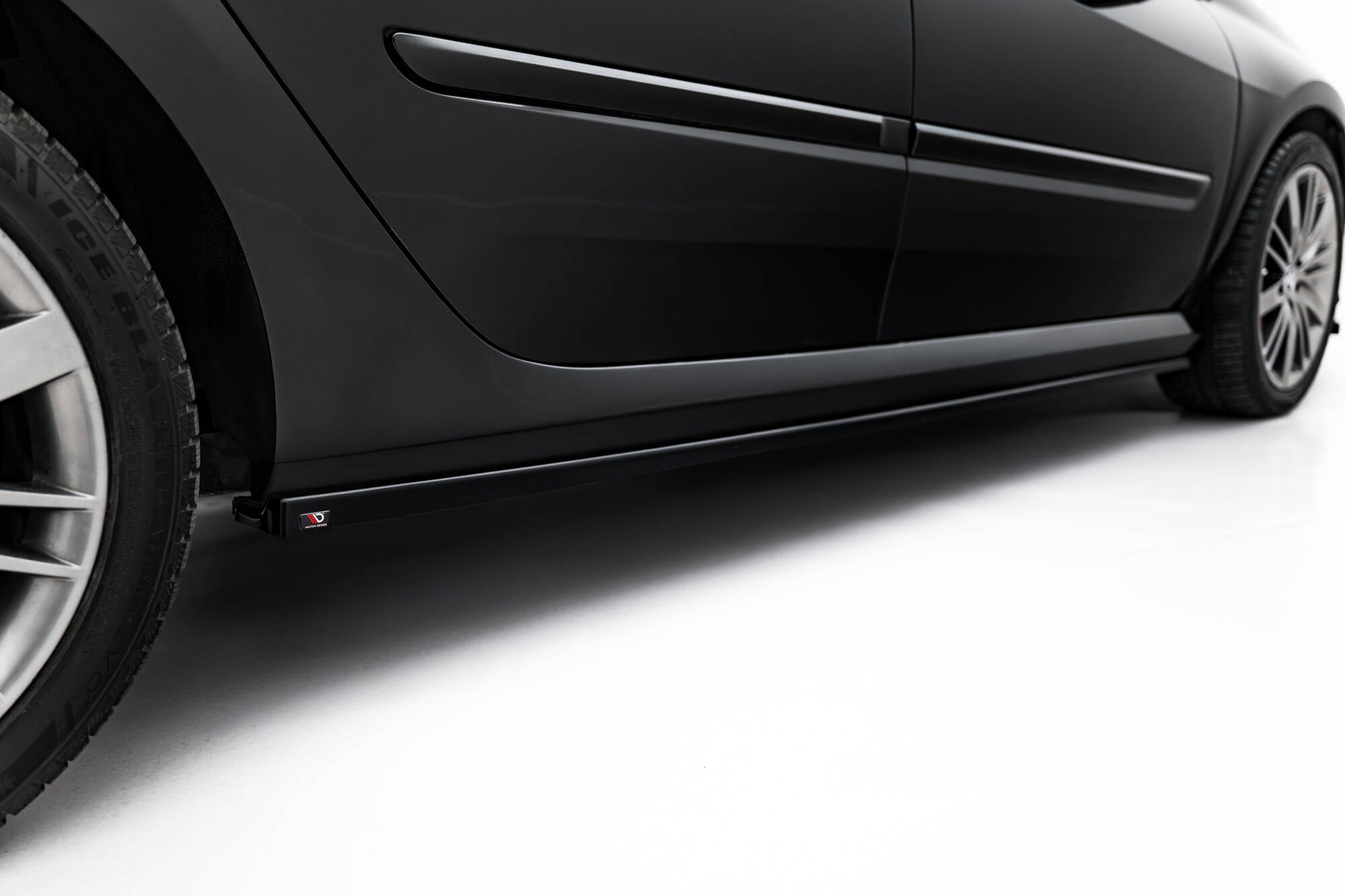 Side skirts diffusers renault laguna hatchback gt mk3