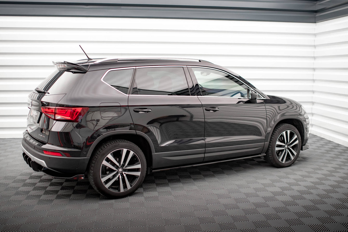 Side skirts diffusers seat ateca mk1