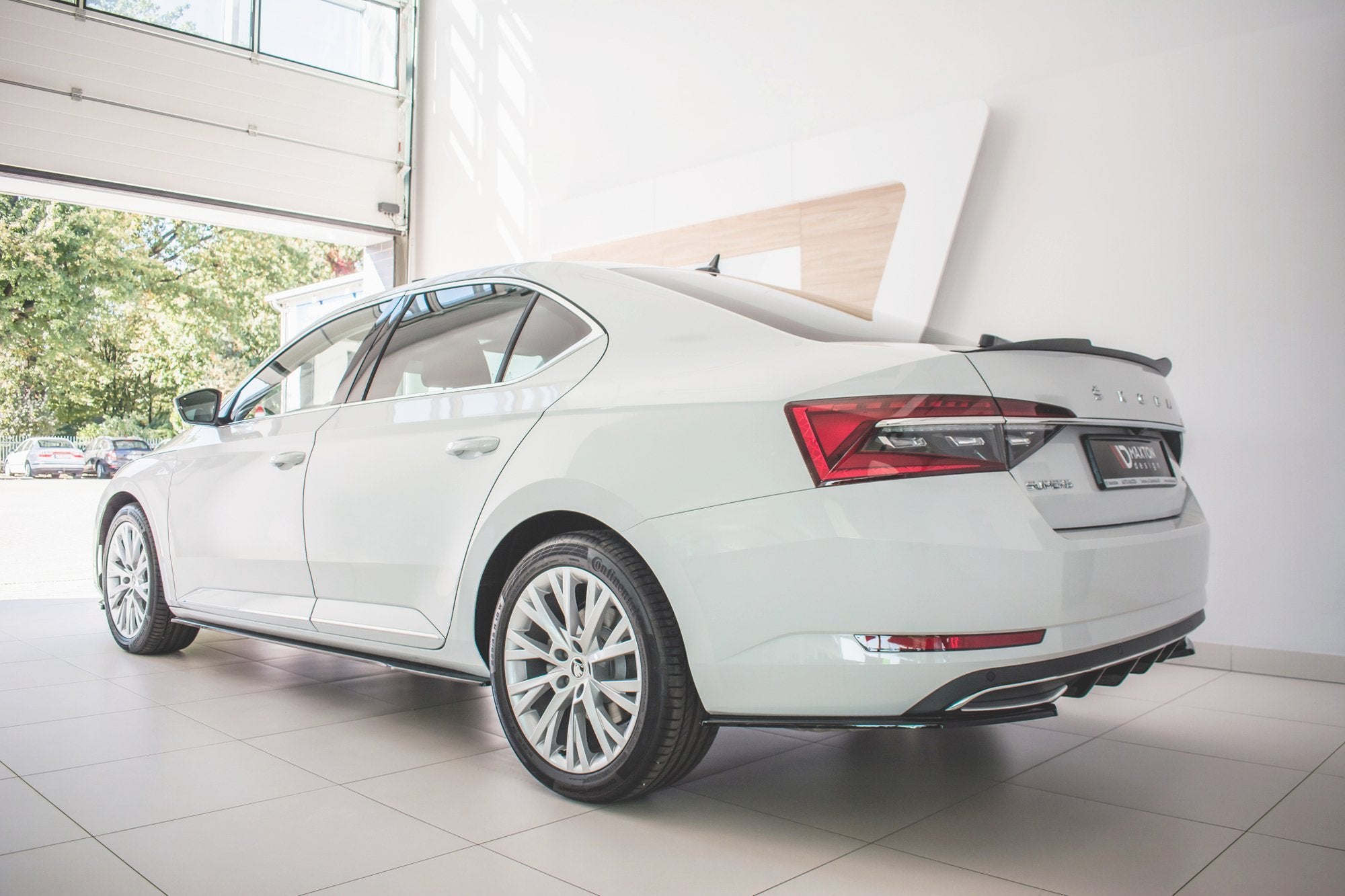 Sivuhameet hajottimet Skoda Superb Liftback / Combi Mk3 Facelift