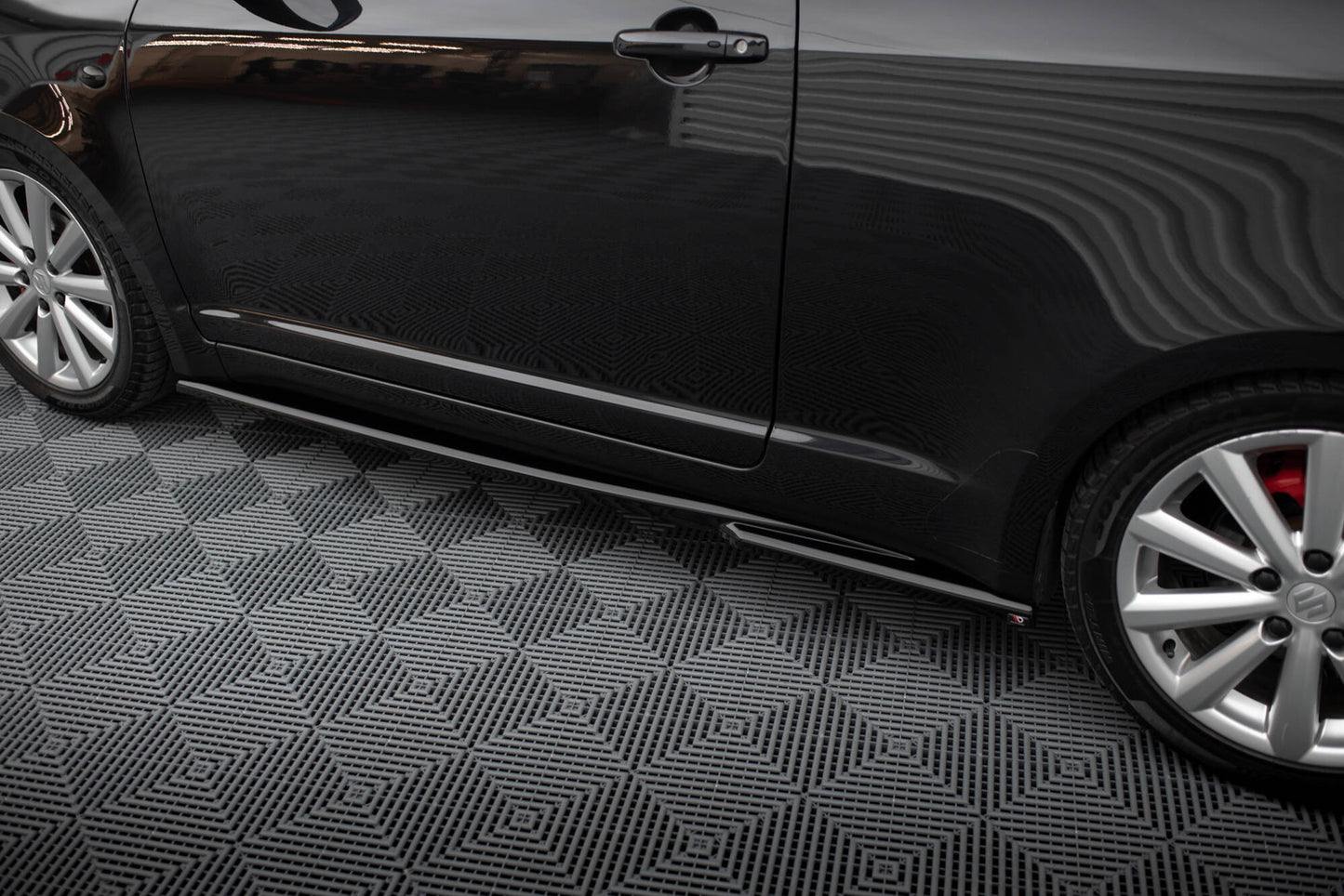 Side skirts diffusers suzuki swift sport mk4