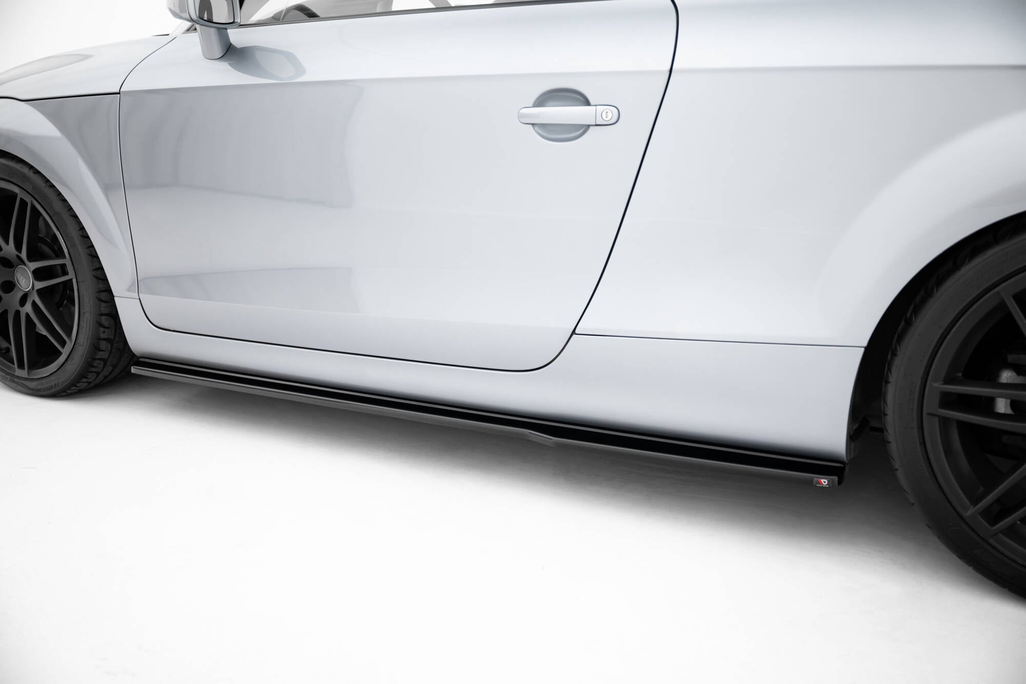 Side skirts diffusers v.1 Audi tt s / tt s-line 8J facelift