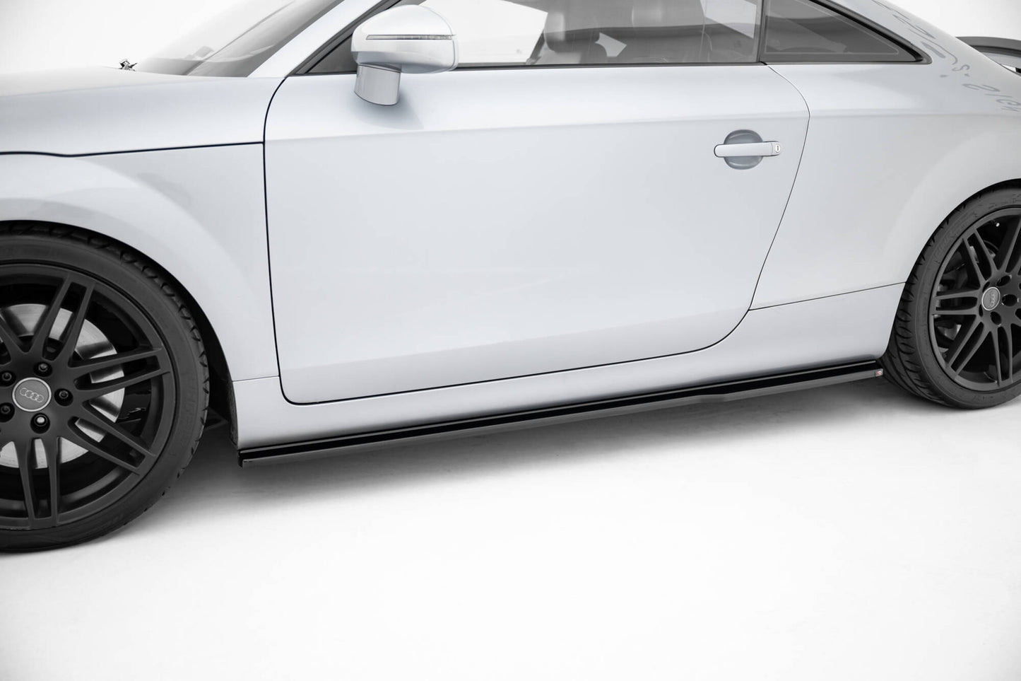Side skirts diffusers v.1 audi tt s / tt s-line 8j facelift