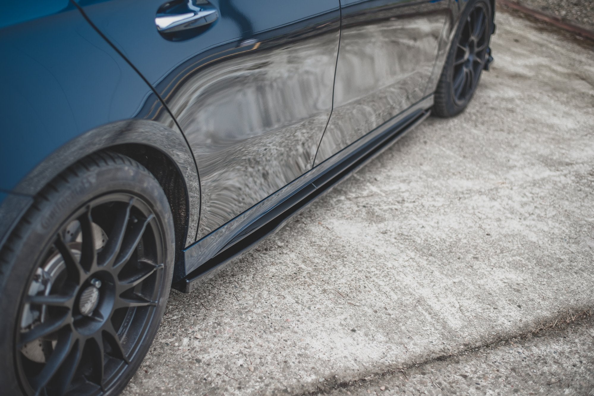 Side nederdele diffusorer v.1 Mercedes A35 AMG / AMG-line W177