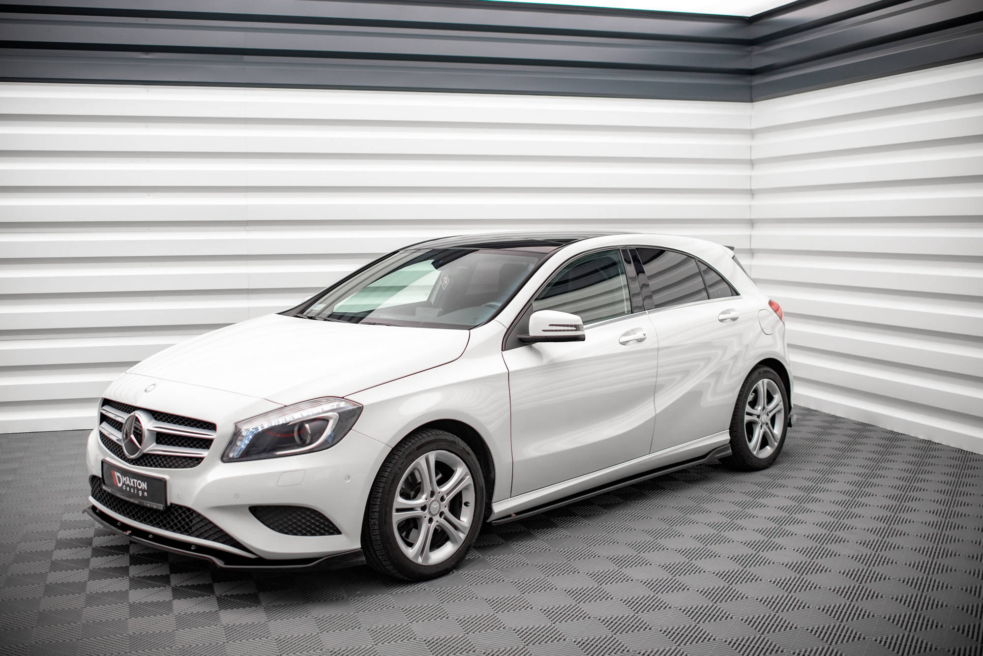 Sivuhameet hajottimet v.1 Mercedes-Benz A W176