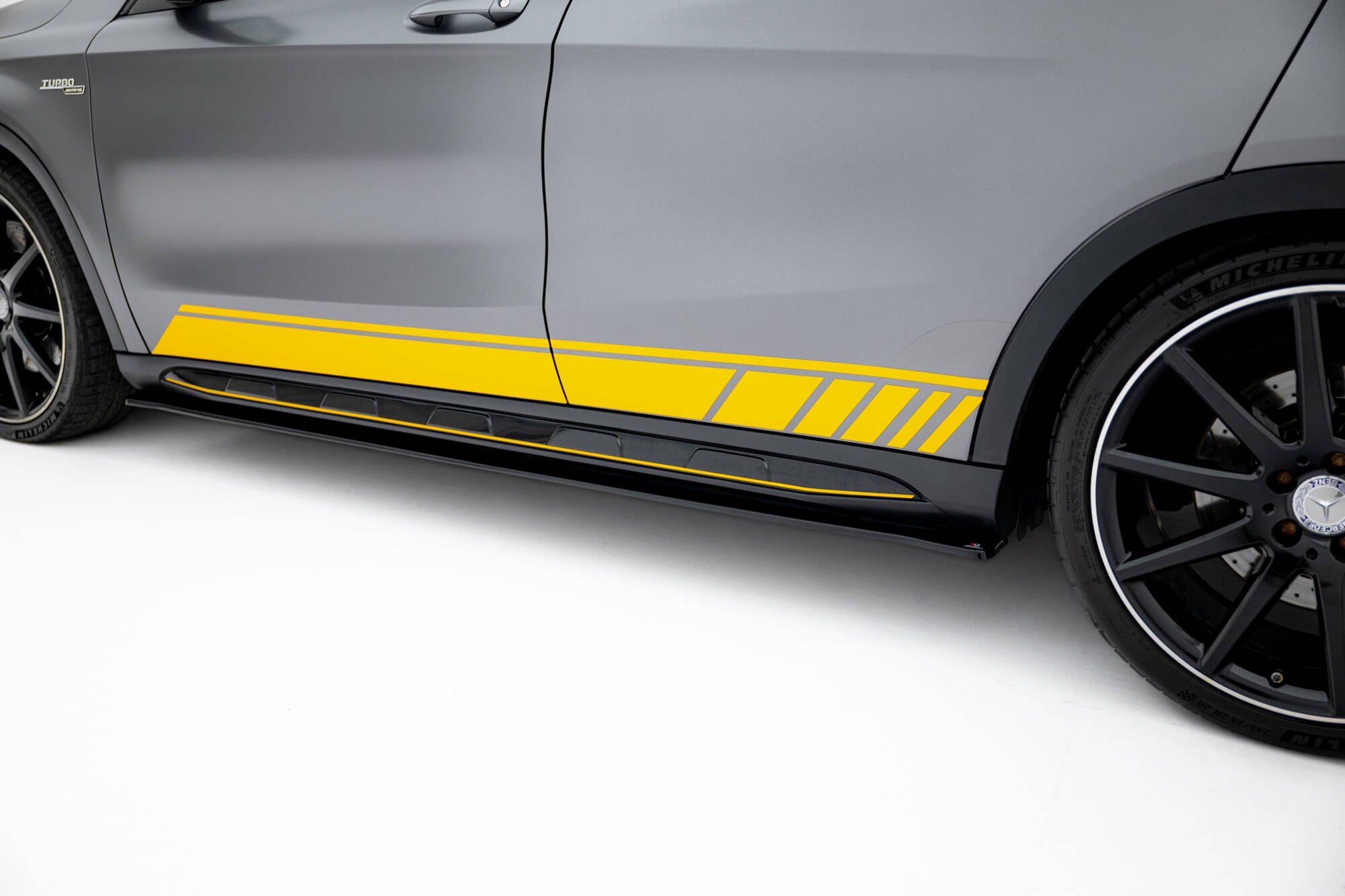 Side skirts diffusers v.1 mercedes-benz gla 45 amg