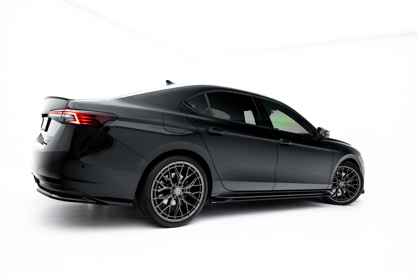 Side skirts diffusers v.1 skoda superb sportline mk4