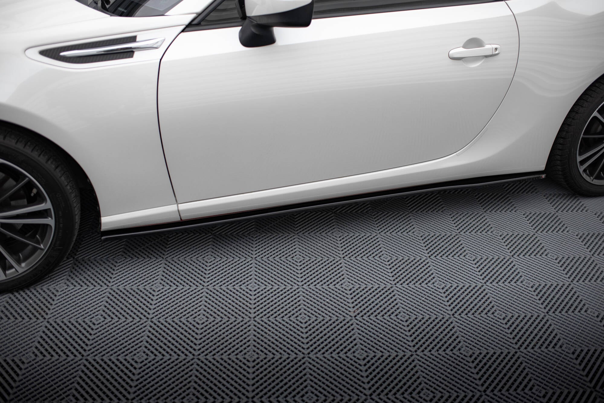 Side Skirts Diffusers v.1 Subaru BRZ MK1 / MK1 Facelift / Toyota GT86 Facelift