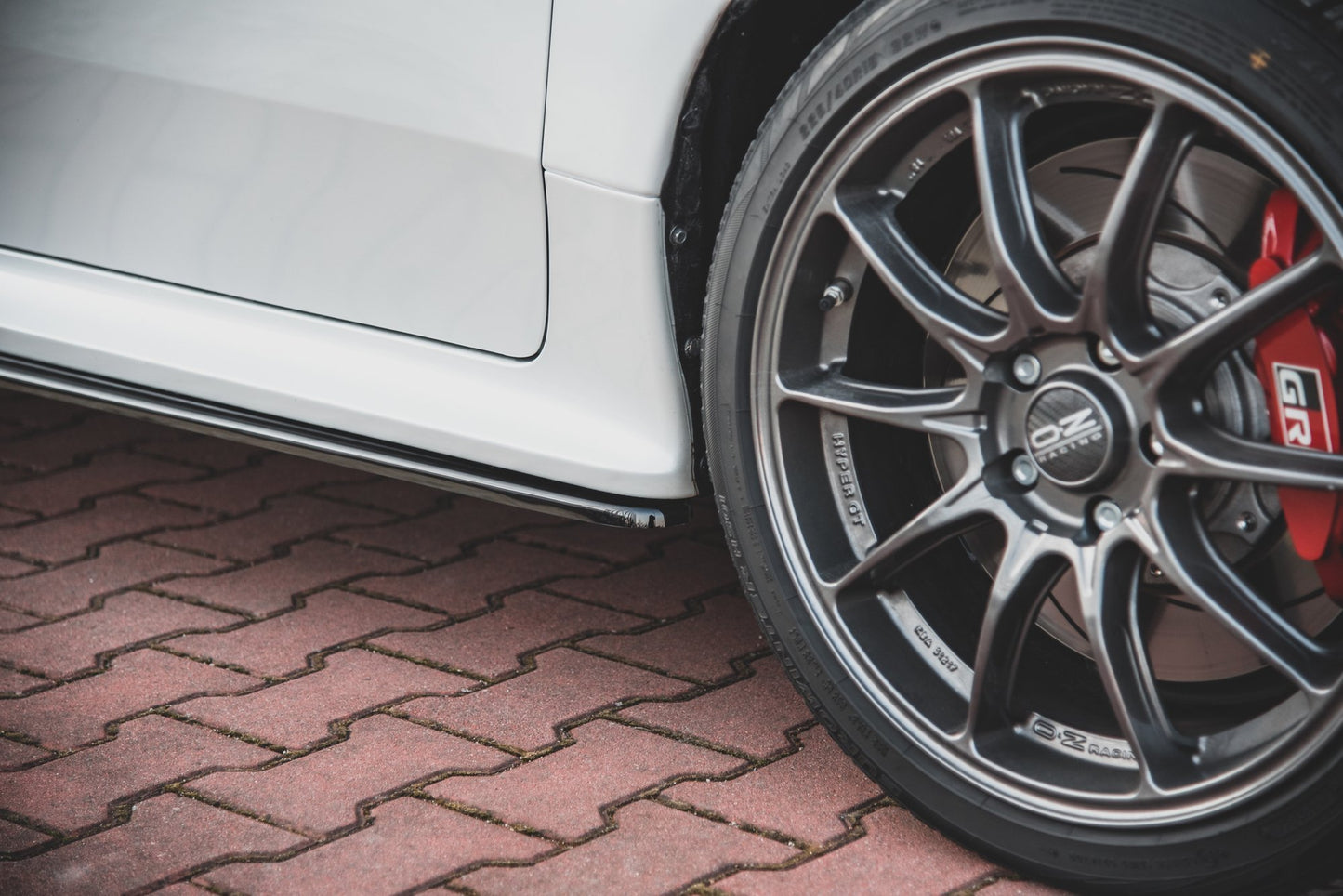 Side skirts diffusers v.1 toyota gr yaris mk4