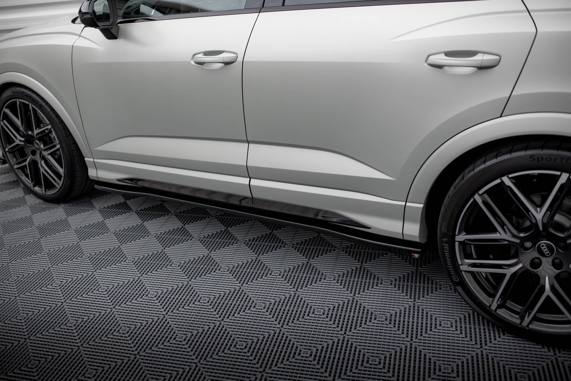Side nederdele diffusorer v.2 Audi Q3 S-line / RSQ3 F3