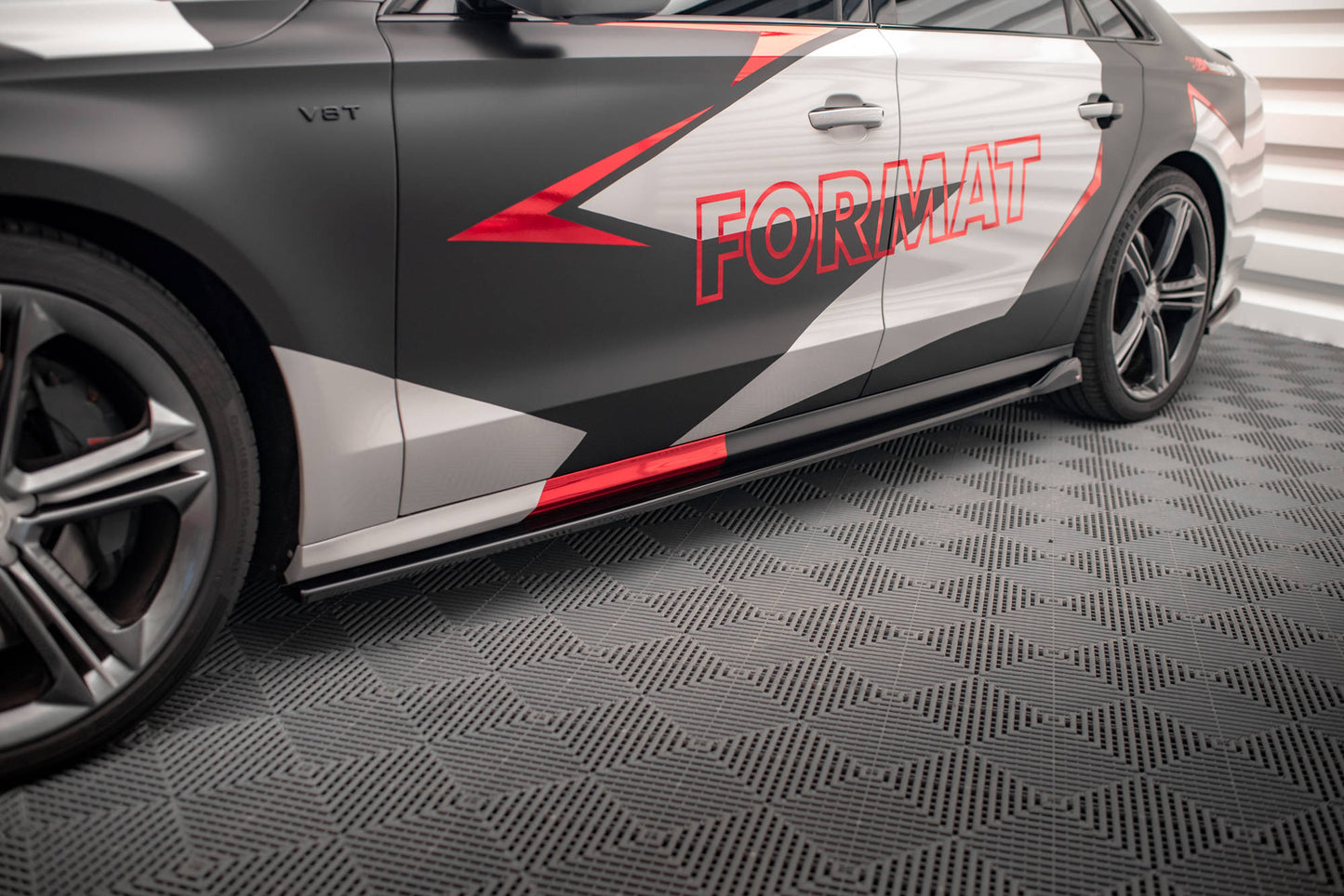 Side skirts diffusers v.2 audi s8 d4