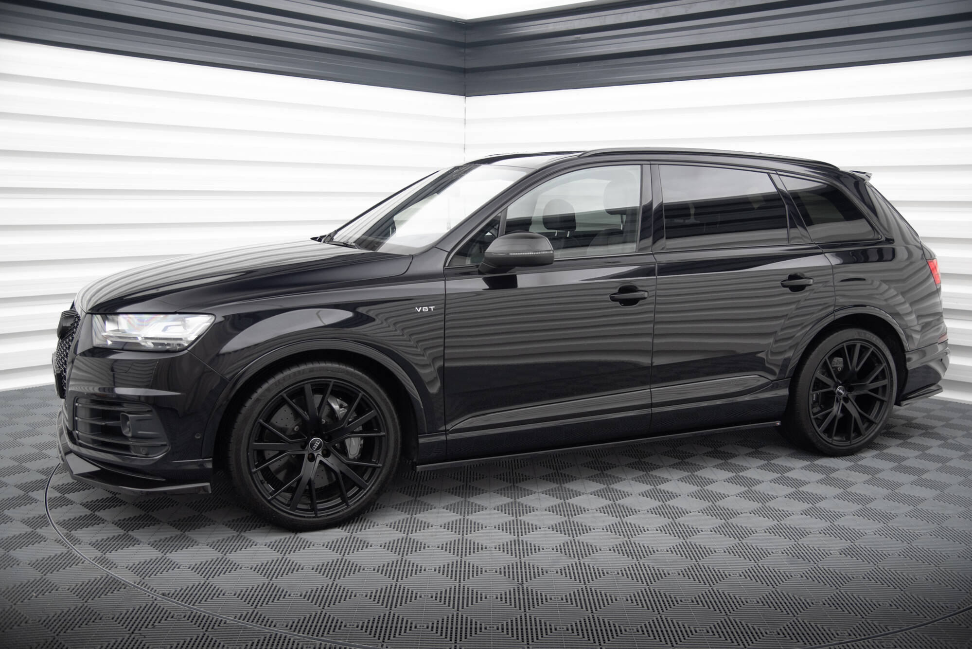 Sivuhameet hajottimet v.2 audi sq7 / q7 s-linja mk2