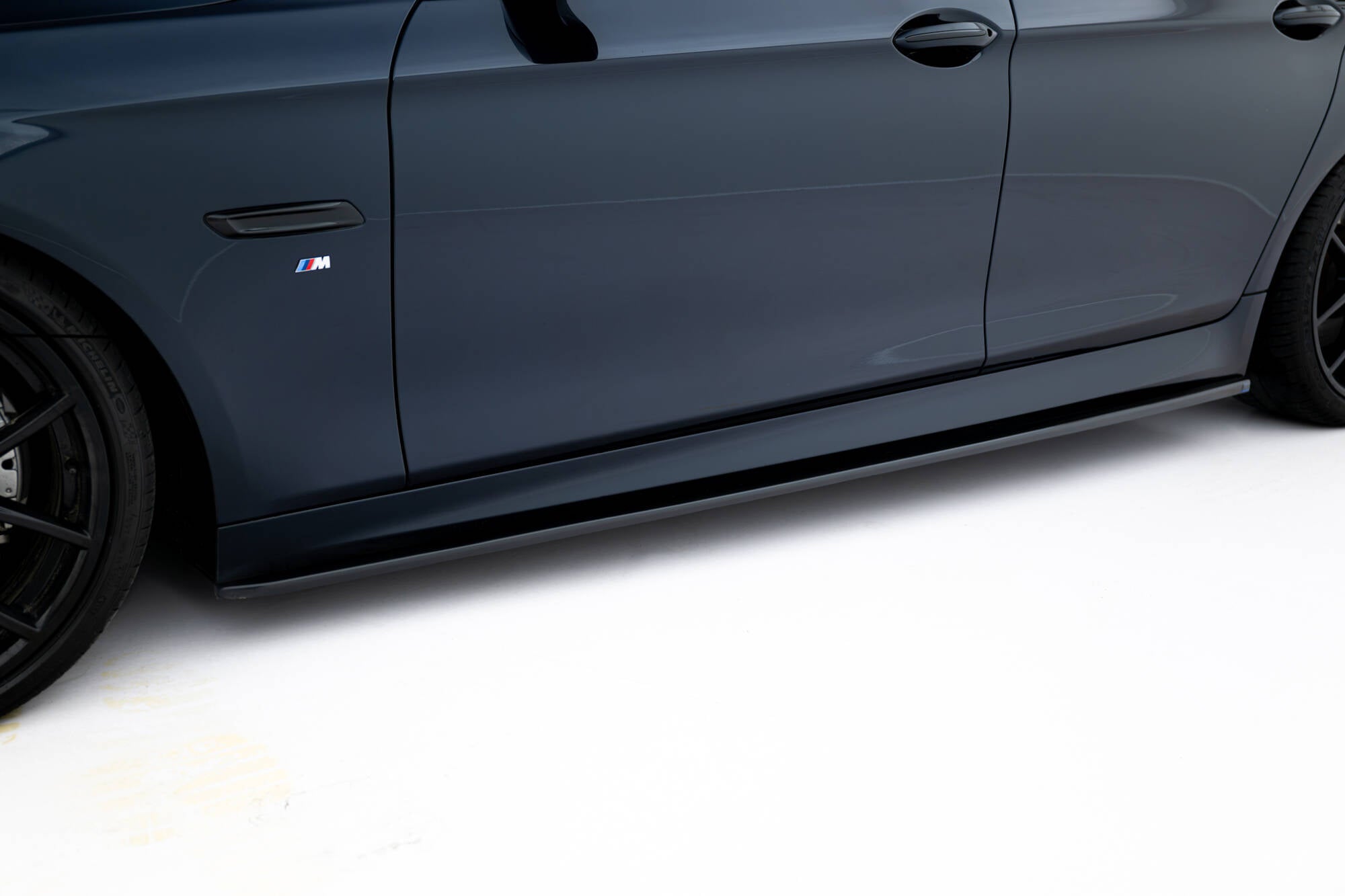Side nederdele diffusorer V.2 BMW 5 F10 / F11 M-Pack / M5