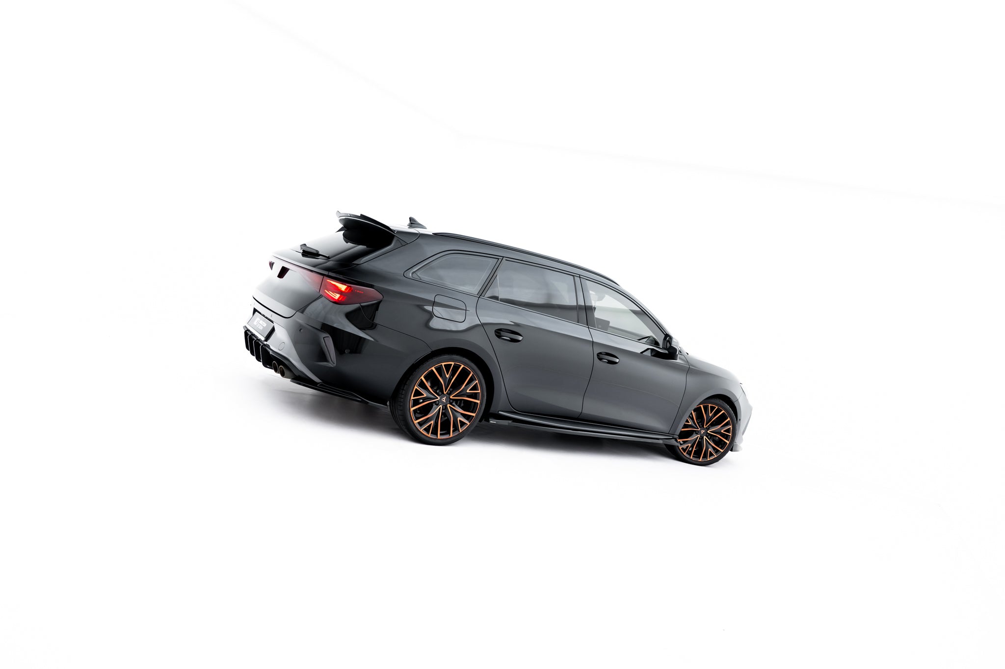 Sivuhelmat diffuusorit v.2 cupra leon st / hatchback aero mk1 / mk1 facelift