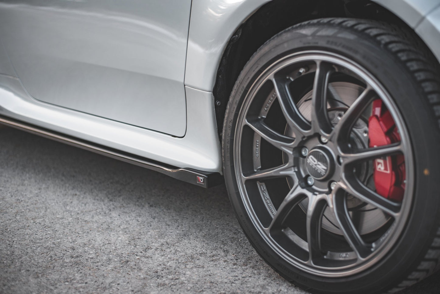 Side skirts diffusers v.2 + flaps toyota gr yaris mk4