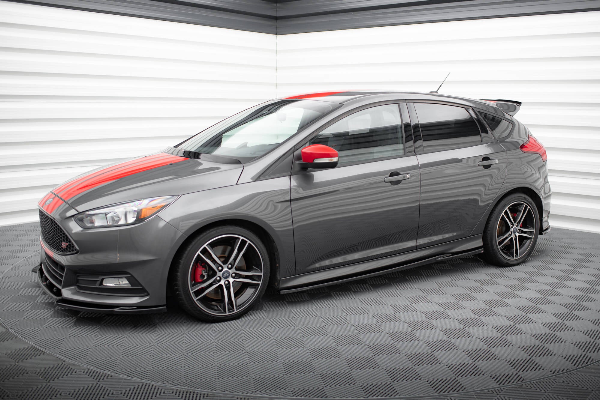 Side nederdele diffusorer v.2 Ford Focus St Mk3
