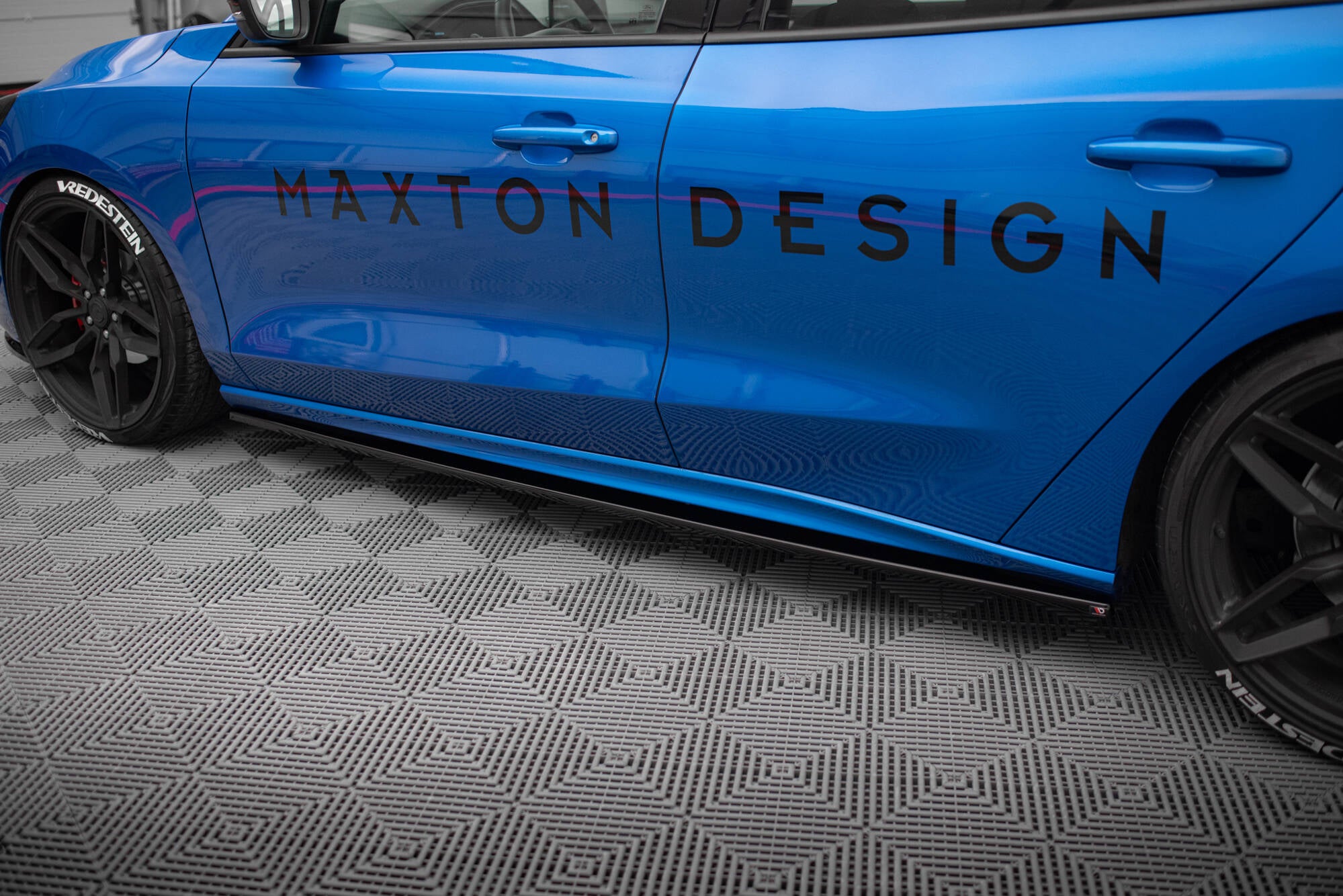 Side skirts diffusers v.2 ford focus st / st-line mk4