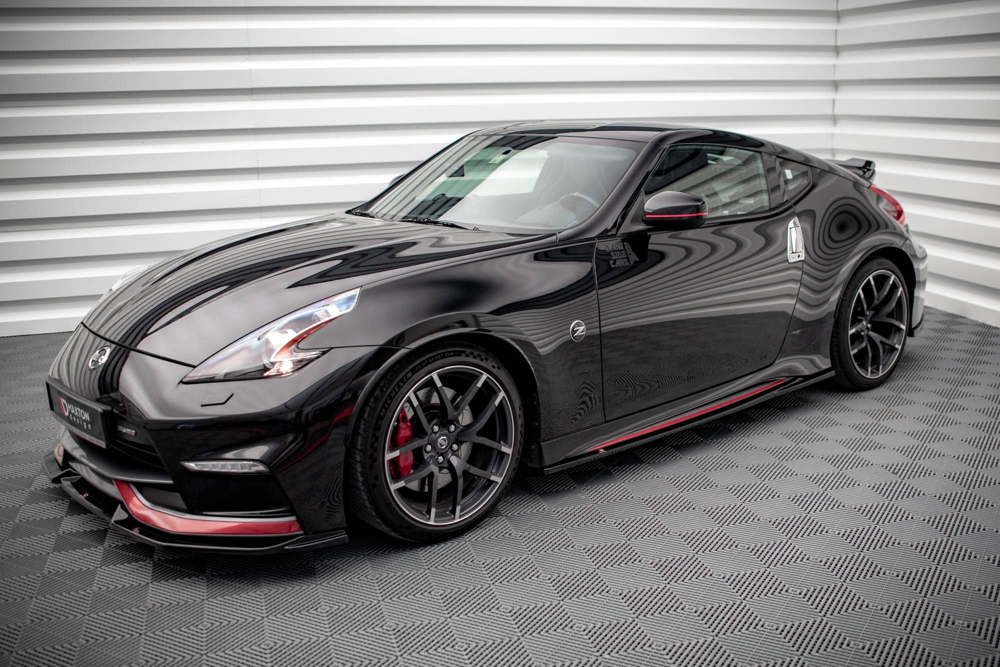 Sivuhameet hajottimet v.2 nissan 370z nismo facelift