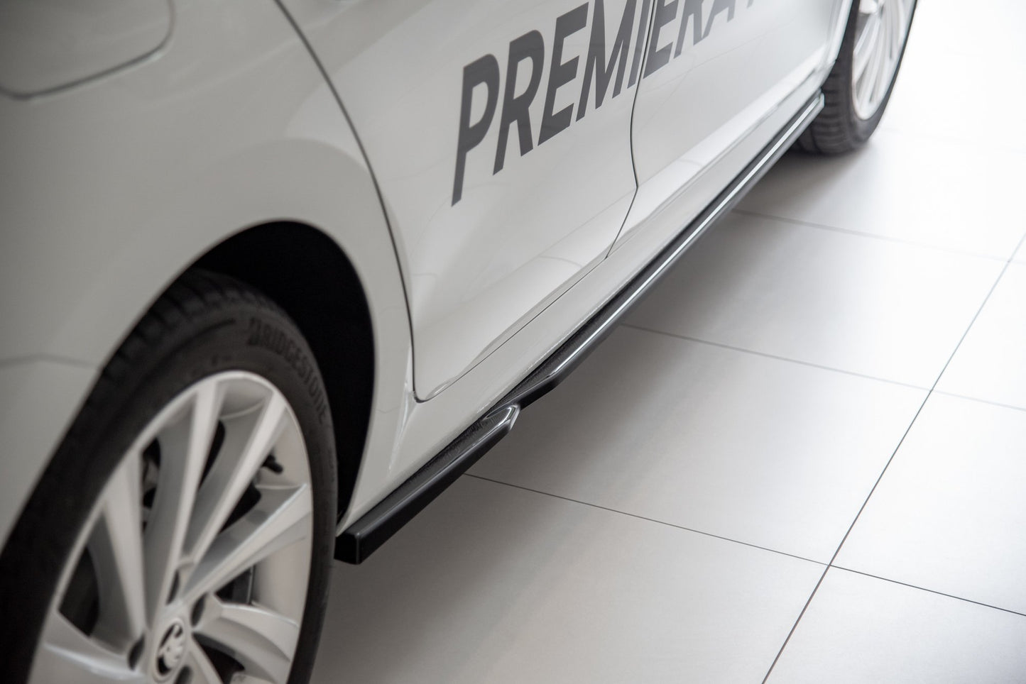 Side skirts diffusers v.2 skoda octavia mk4