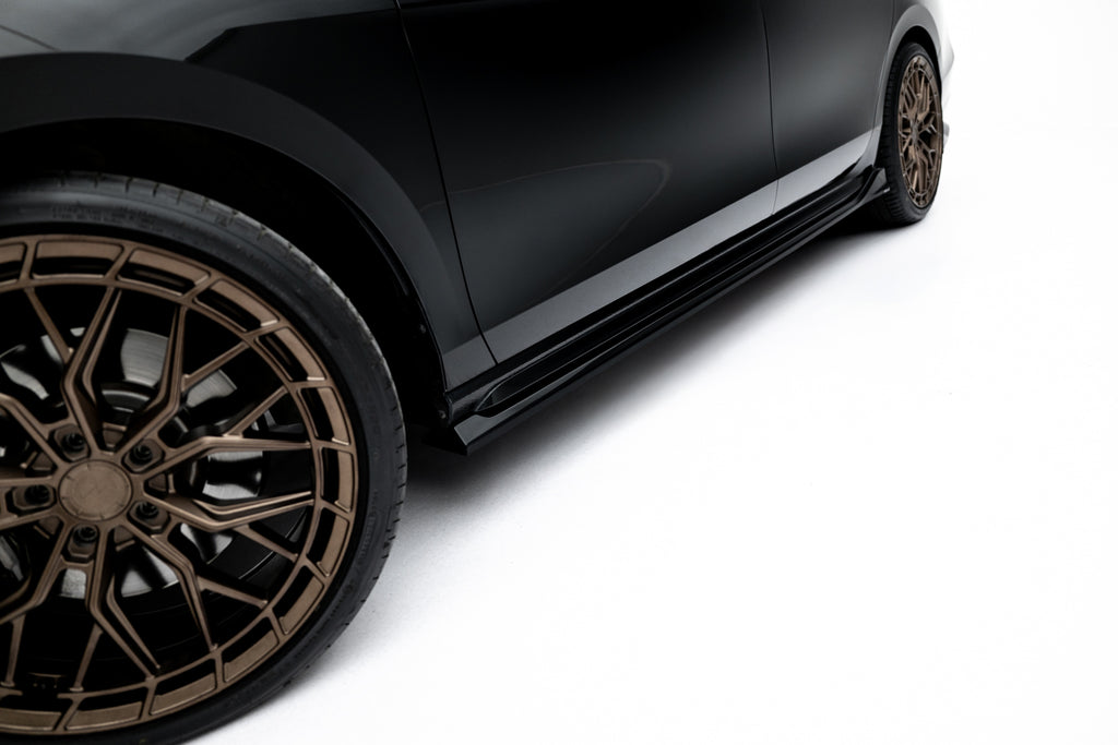 Sivuhelmat diffuusorit v.2 Skoda Superb Sportline mk4