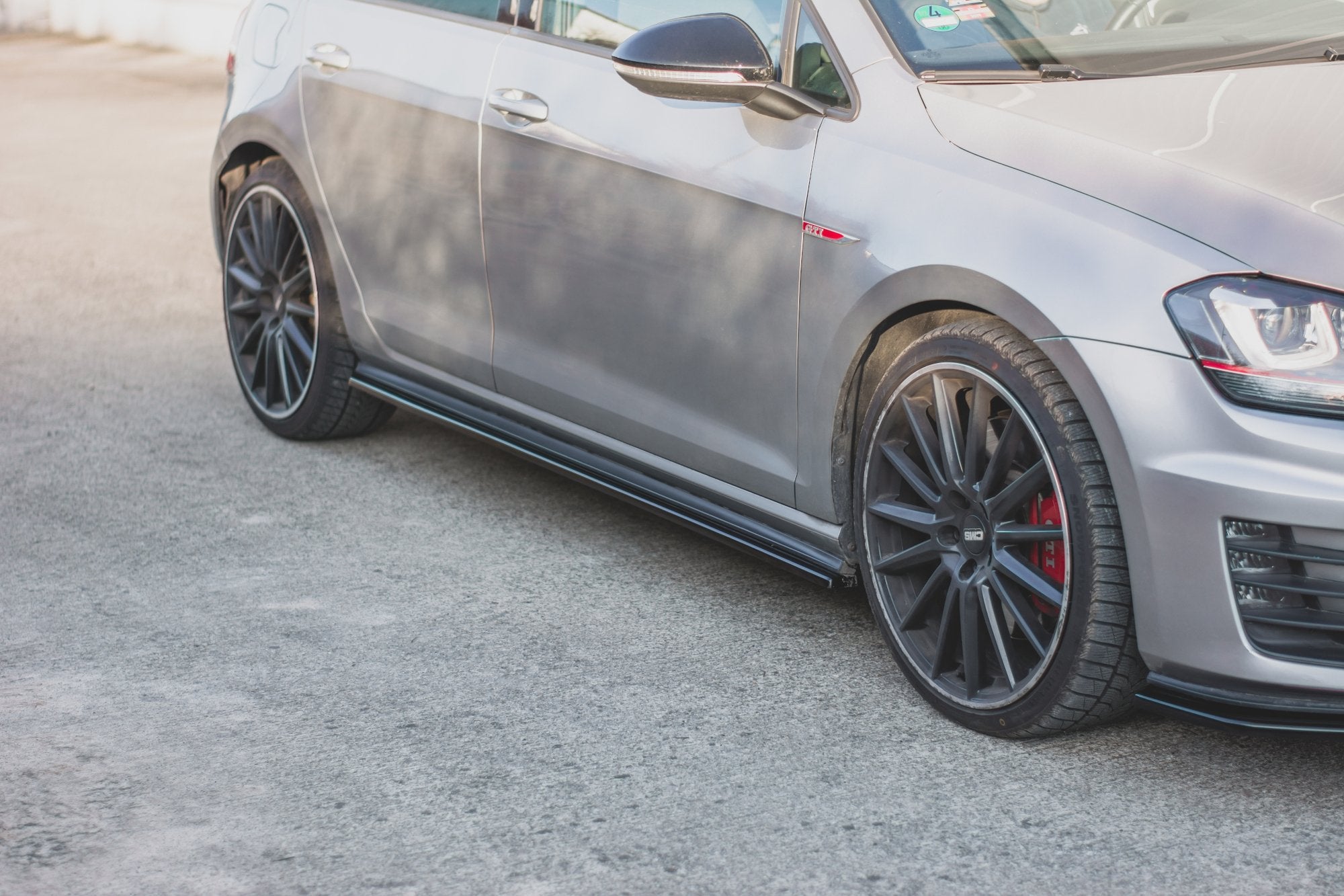 Sivuhameet hajottimet v.2 vw golf 7 gti (kapea)