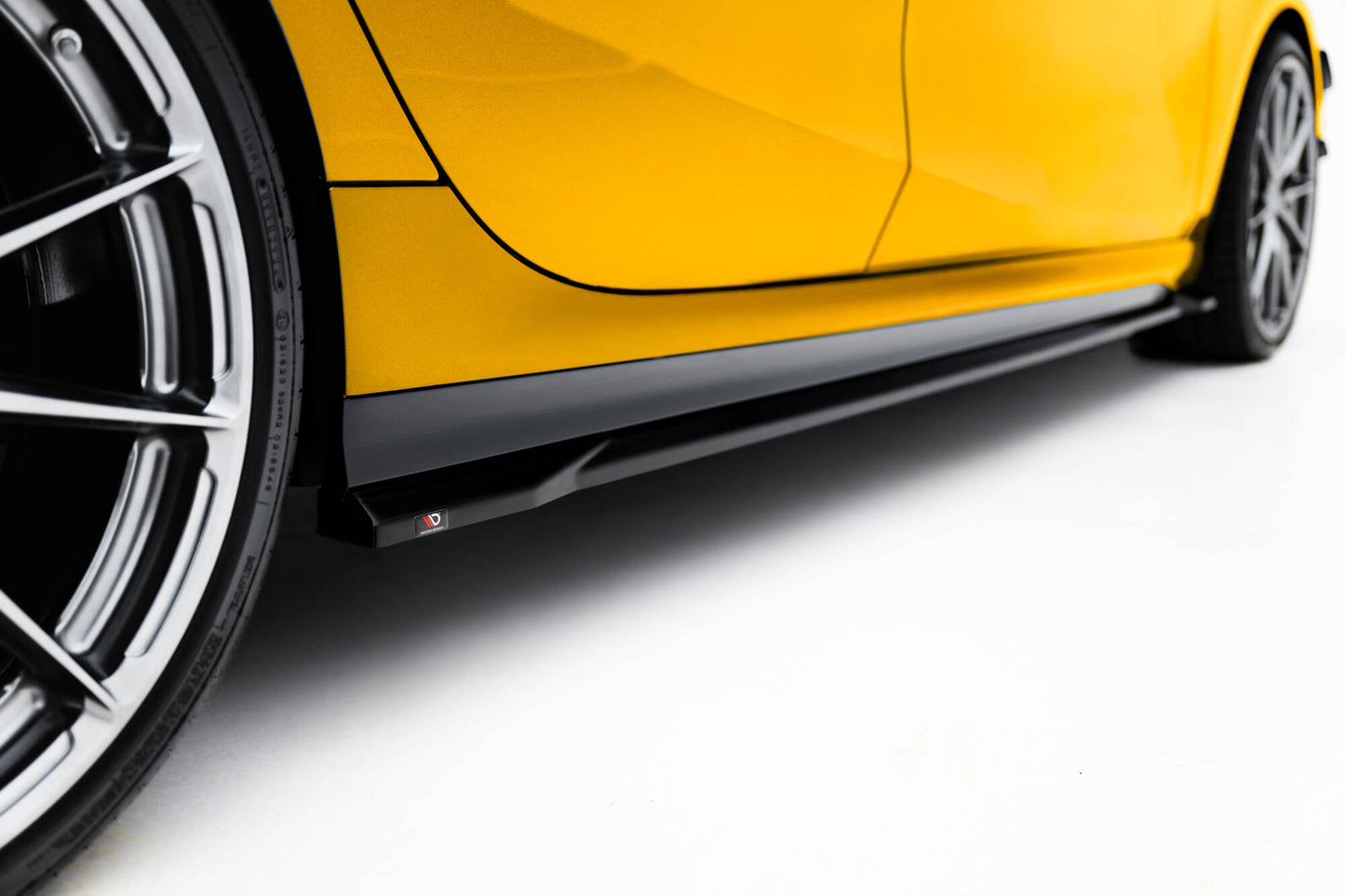 Side skirts diffusers v.3 bmw 1 m-pack f70