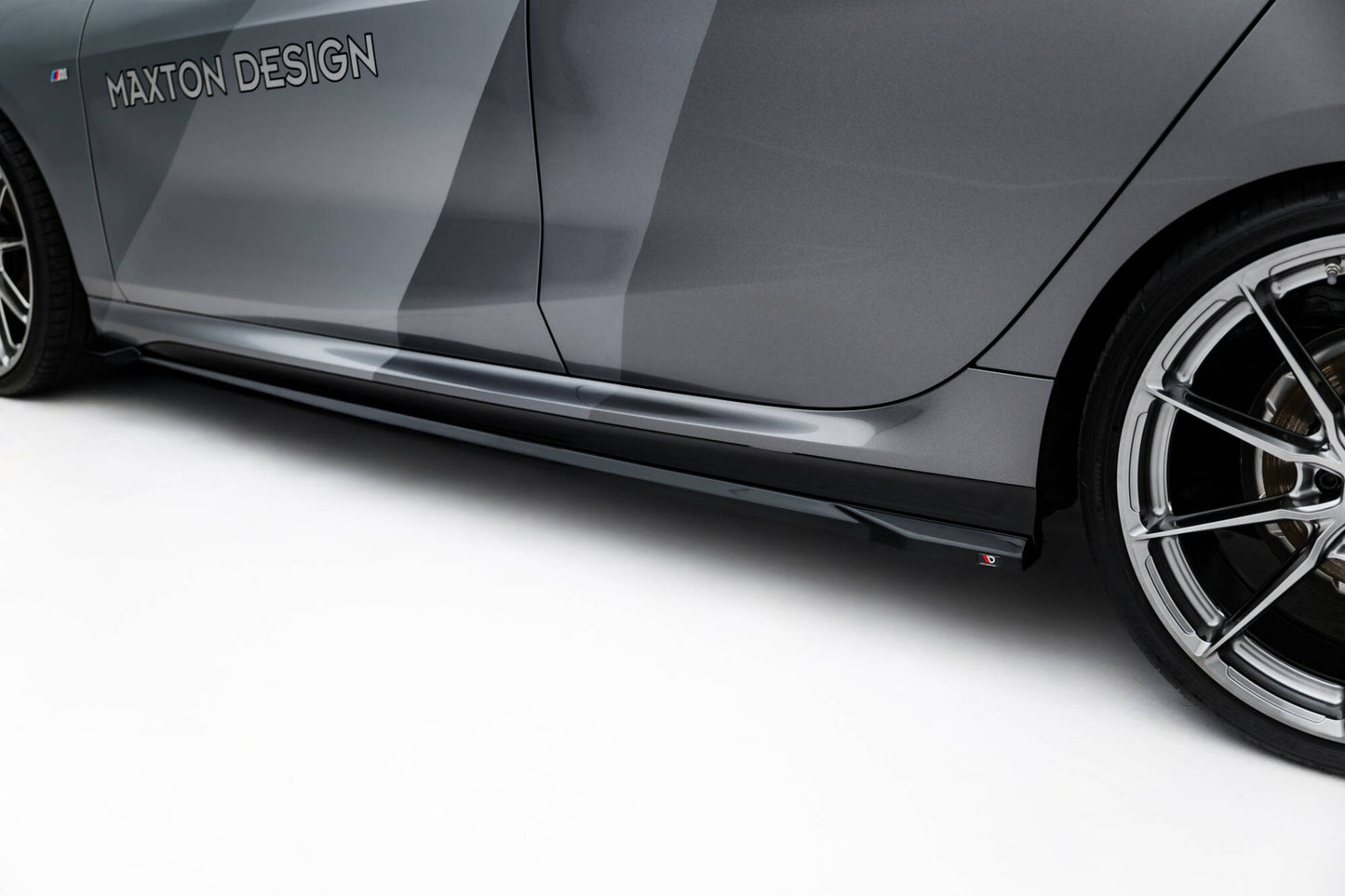 Side skirts diffusers v.3 bmw m135i f70