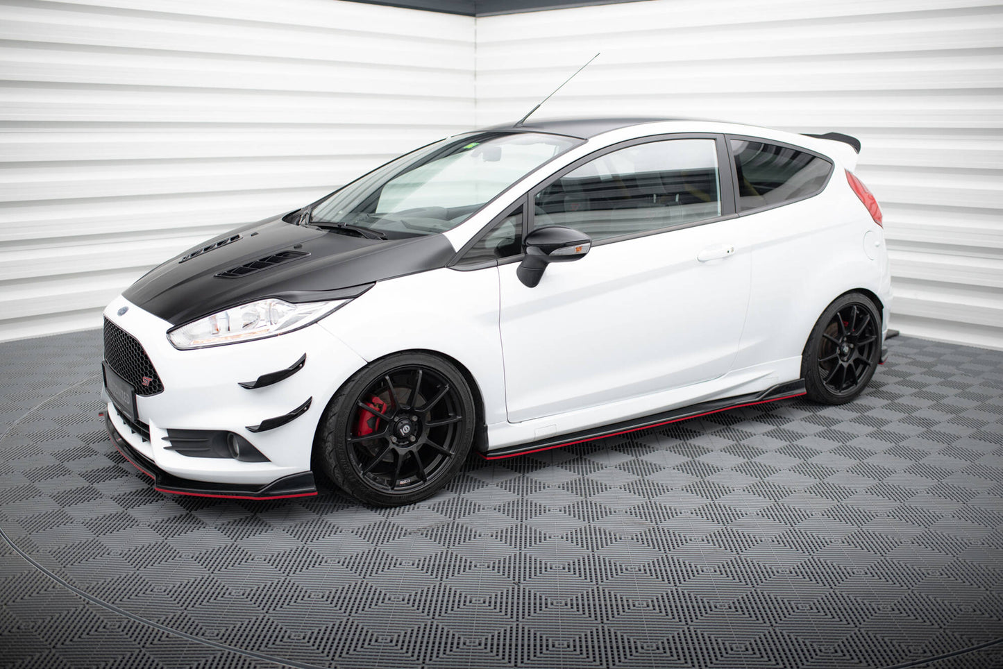 Side skirts diffusers v.3 ford fiesta st / st-line mk7