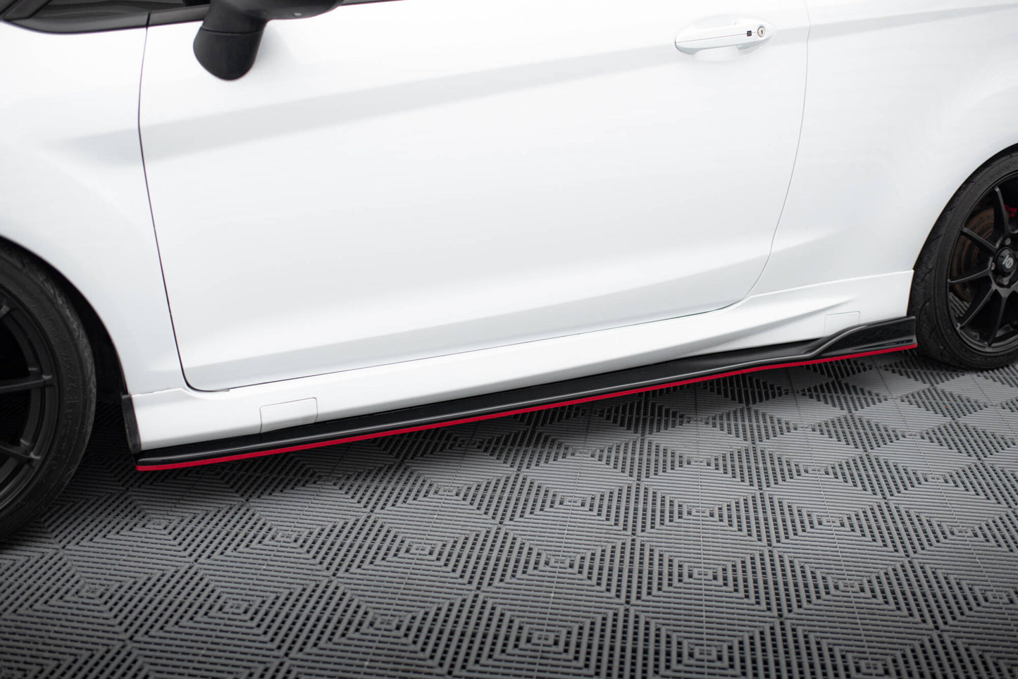 Side skirts diffusers v.3 ford fiesta st / st-line mk7