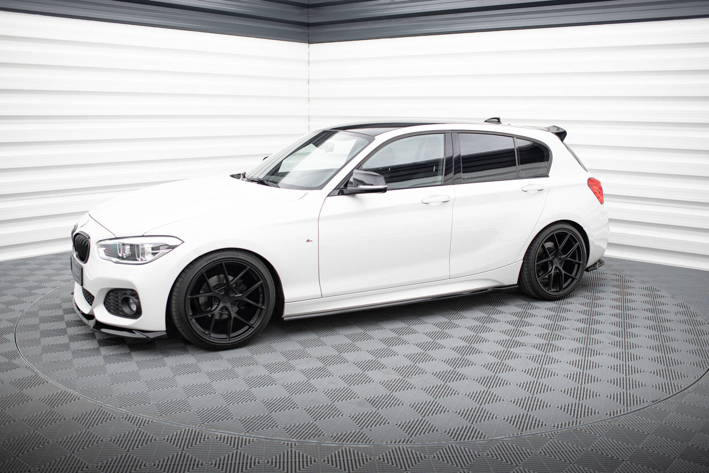 Side skirts diffusers v.5 bmw 1 m-pack / m140i f20 facelift