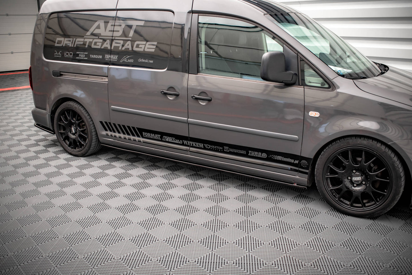 Side skirts diffusers volkswagen caddy long mk3 facelift
