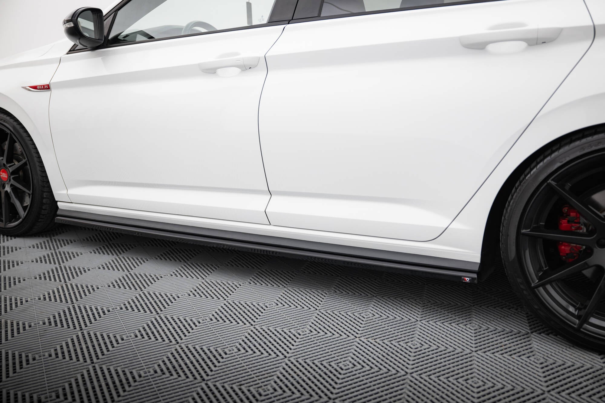 Side skirts diffusers volkswagen jetta gli mk7
