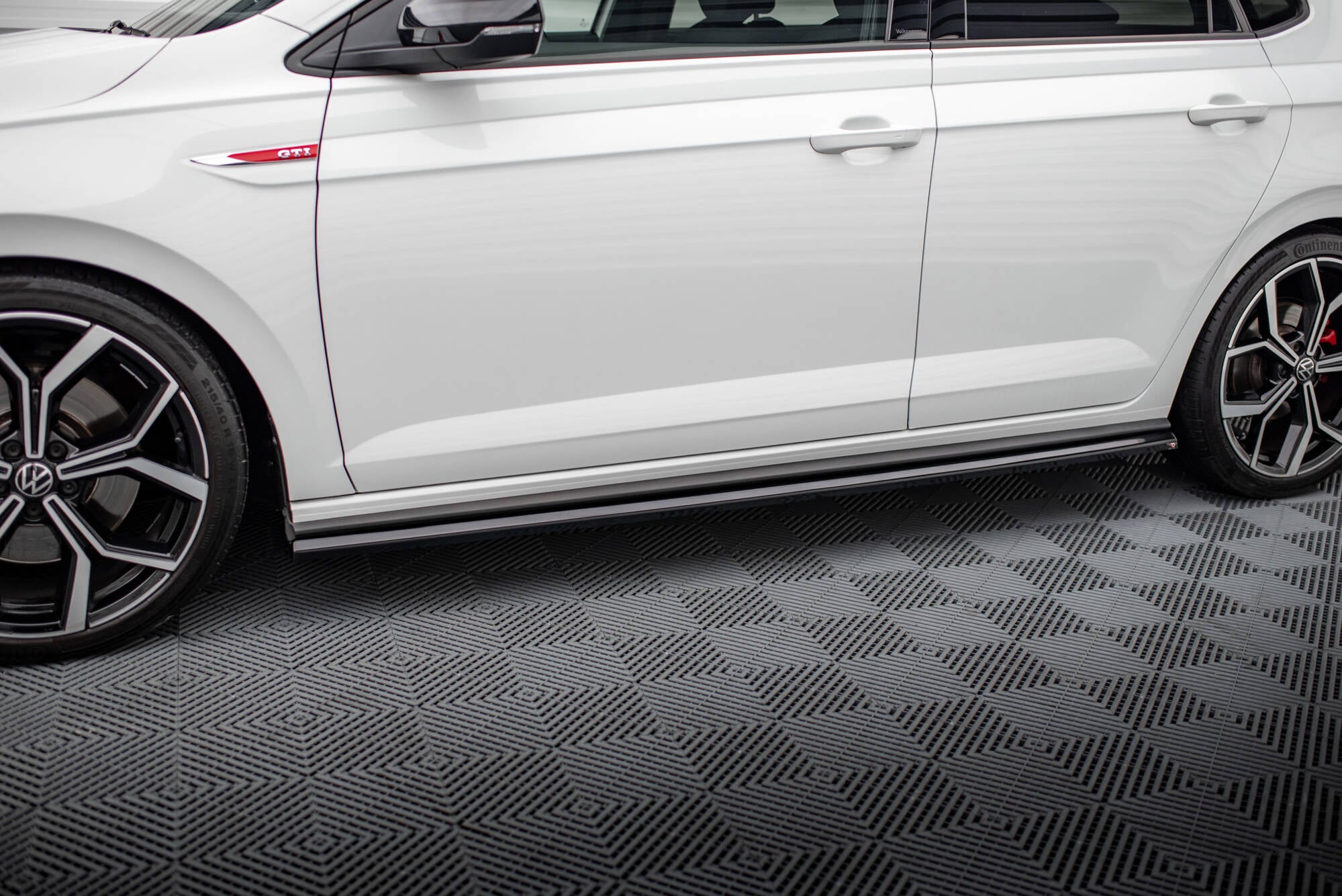 Side skirts diffusers volkswagen polo gti mk6 facelift