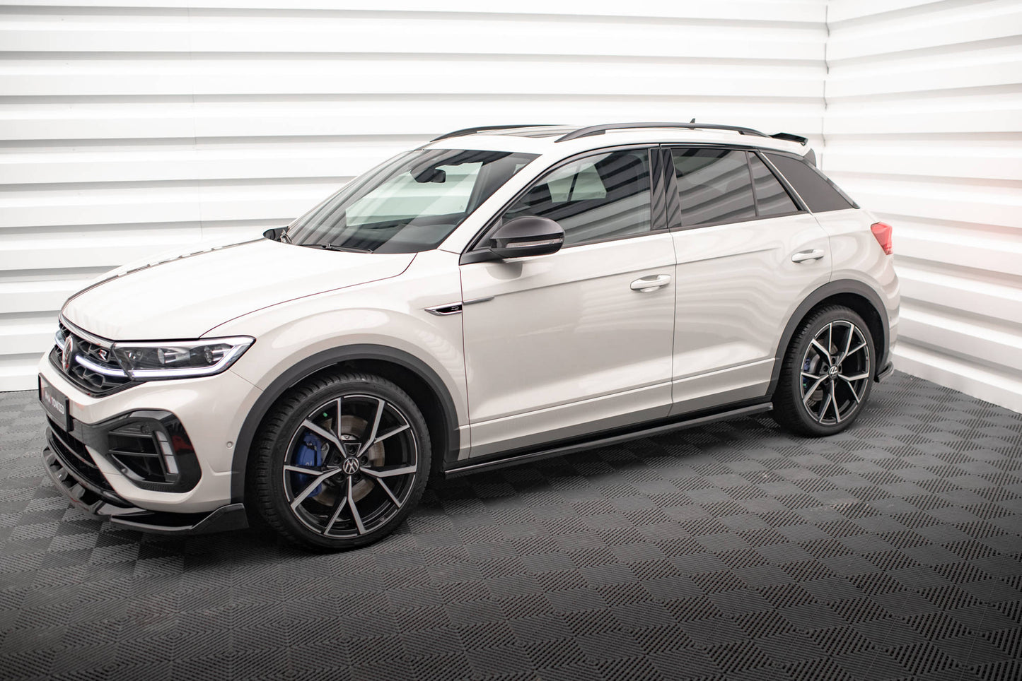 Sivuhameet hajottimet Volkswagen T-ROC R / R-Line MK1