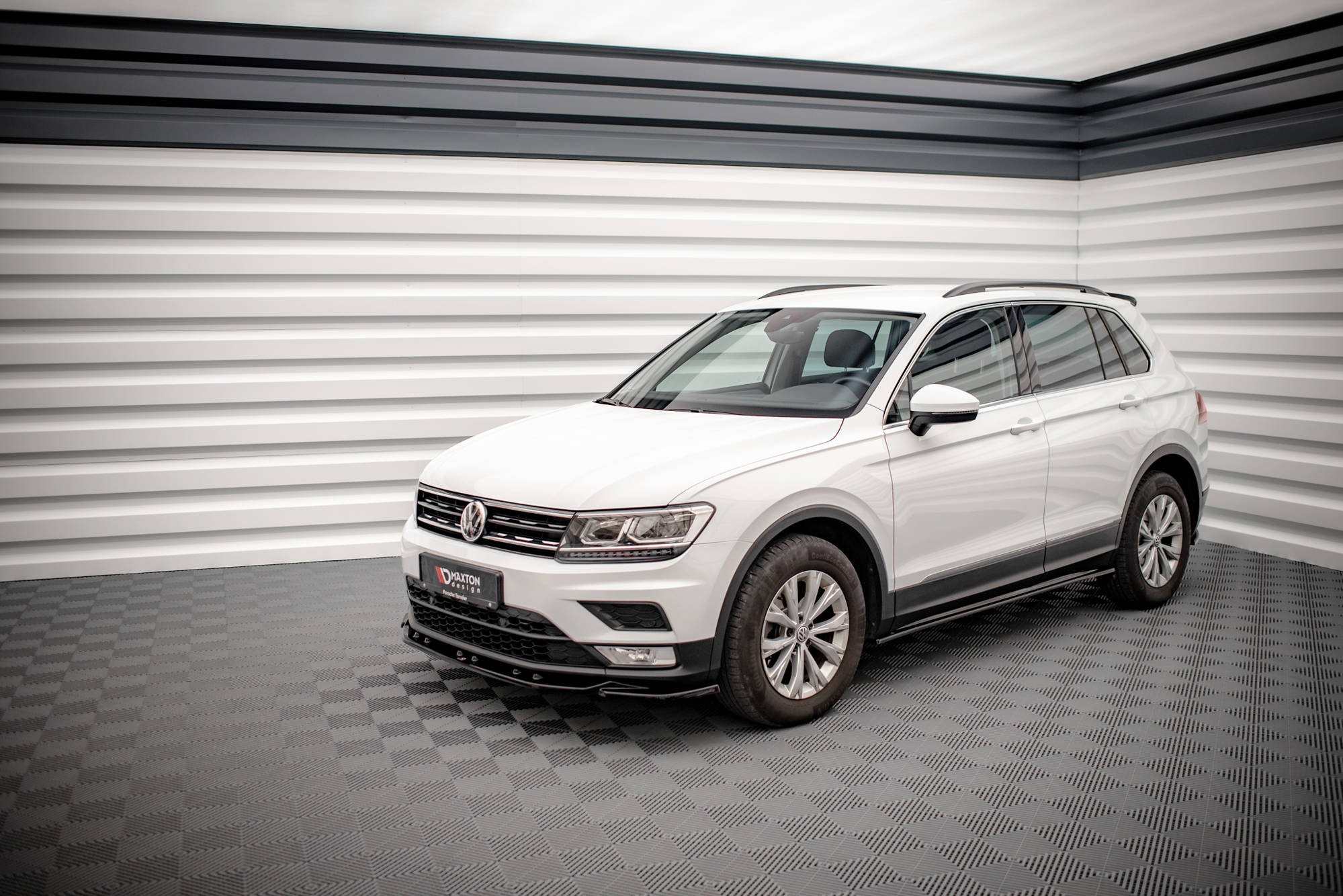 Sivuhameet diffuusi Volkswagen Tiguan MK2