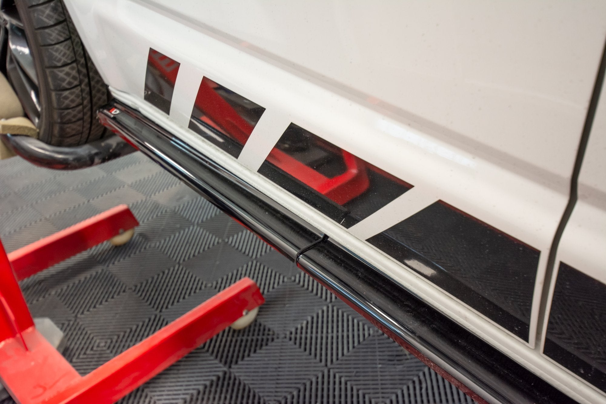 Side skirts diffusers volkswagen t6