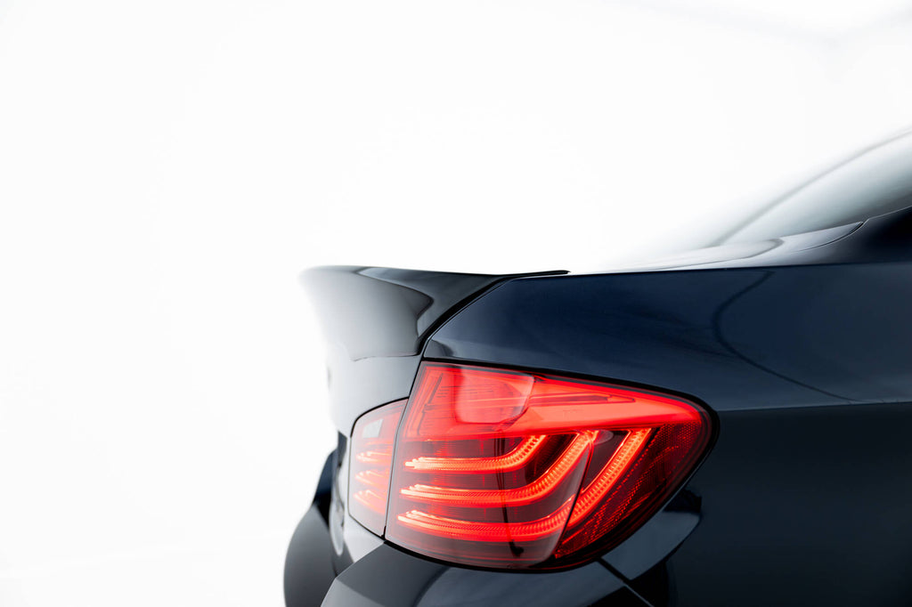 Spoileri CSL Look BMW 5 F10 / F10 -kasvojenkorotuksen jälkeen