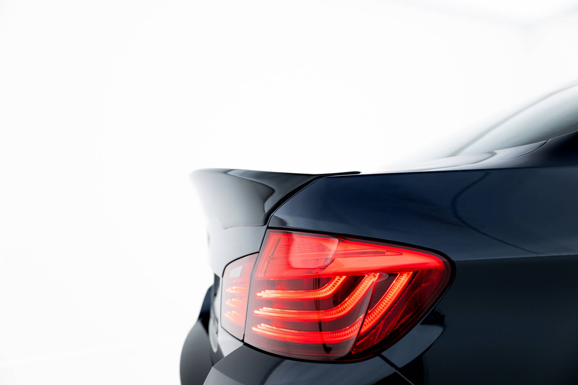 Spoileri CSL Look BMW 5 F10 / F10 -kasvojenkorotuksen jälkeen